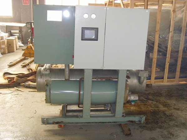 思礼镇酒店中央空调不停机清洗方法介绍